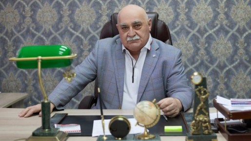 Директор ДК им. Ленина отмечает 71-й день рождения