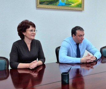 Министр промышленности, экономического развития и торговли республики Владимир Халюзин и участник программы «Герои Марий Эл. Талешке-влак» обсудили развитие туризма в регионе