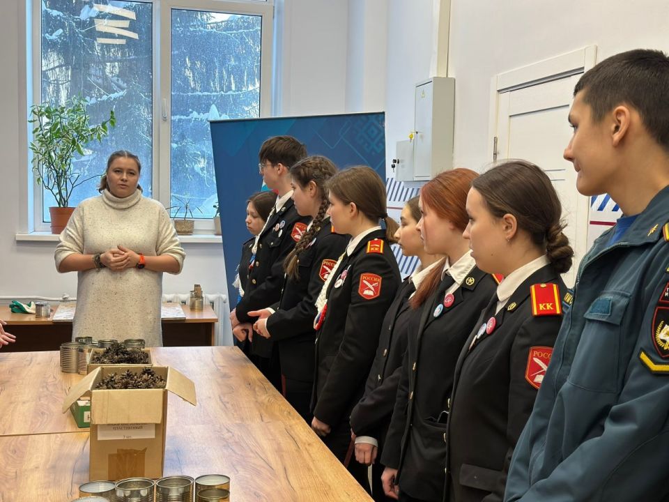 В Йошкар-Оле продолжаются мастерклассы по изготовлению окопных свечей