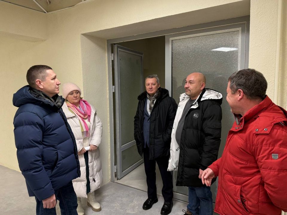 Антон Трудинов: Побывал в школе искусств, которая сейчас обустраивается в микрорайоне "Березово", и осмотрел ход ремонтных работ