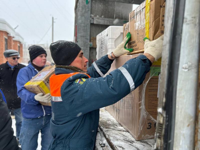 62-й гуманитарный груз успешно доставлен в зону СВО, рассказал представитель Общественного совета при МВД по Марий Эл, директор Благотворительного фонда «За Марий Эл» Роман Золотухин