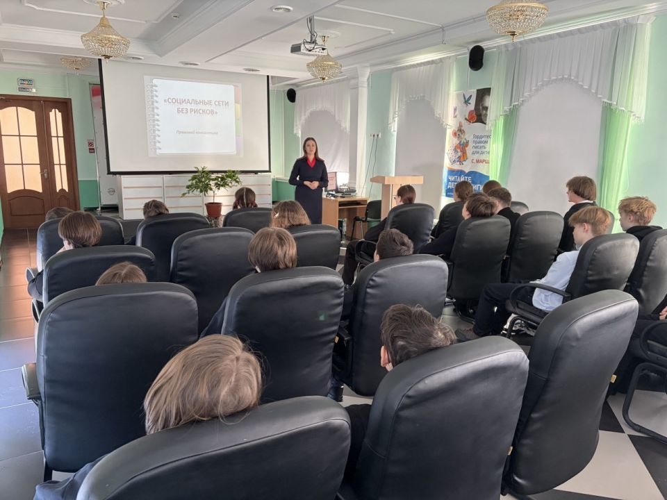 В Республике Марий Эл полицейские проводят встречи со студентами и школьниками в рамках проекта «Кибербезопасность»