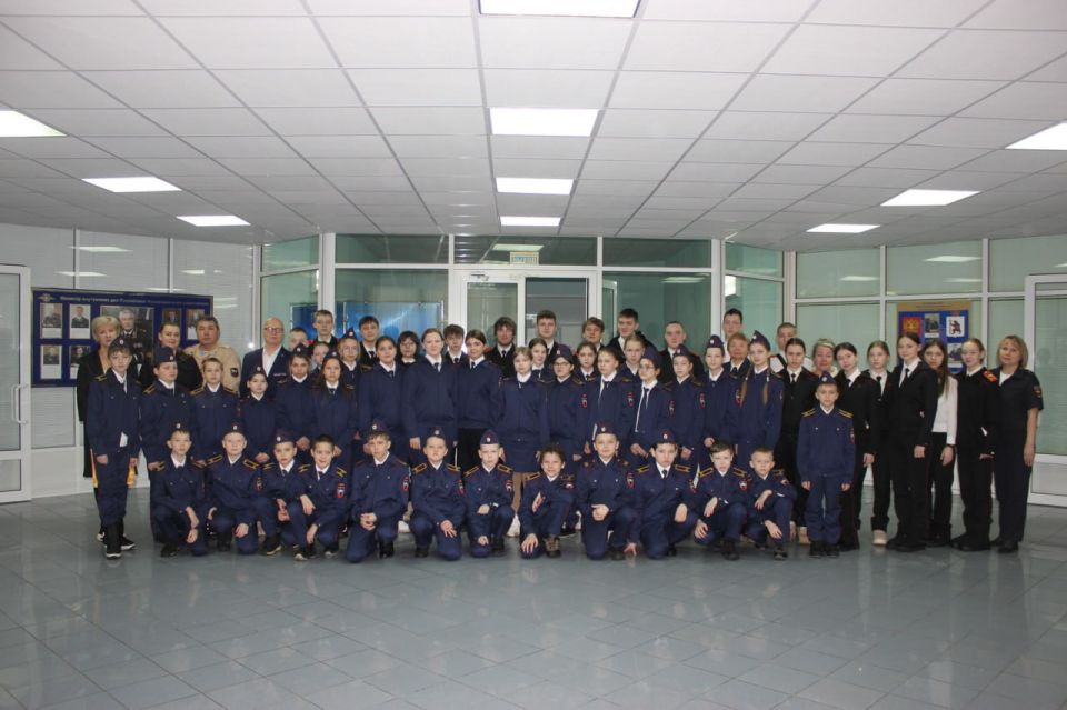 В Республике Марий Эл для кадетов и сотрудников полиции проведены патриотические мероприятия на тему: «Афганистан. Живая память»