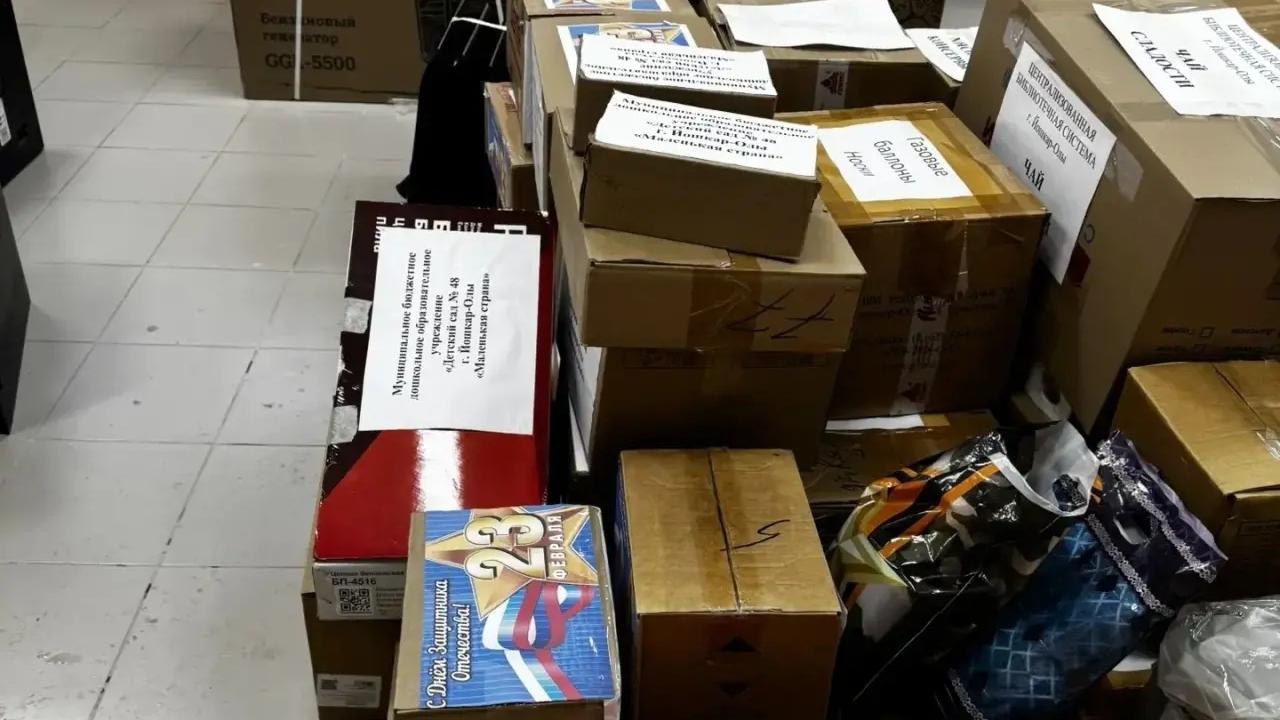 «Пусть солдатикам будет не страшно!»: детсад №48 Йошкар-Олы собрал посылки бойцам