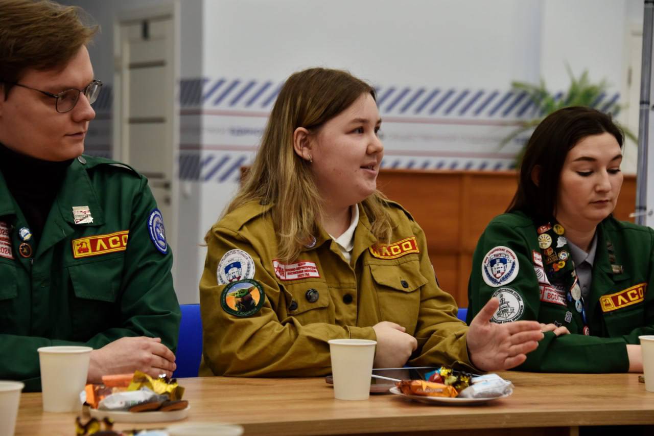 Михаил Васютин обсудил с бойцами студотрядов Марий Эл развитие движения Михаил Васютин обсудил с бойцами студотрядов Марий Эл развитие движения