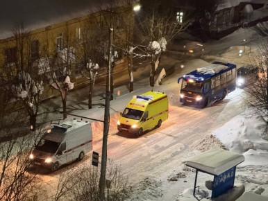 �� ������� ������, � 9 �� 15 �������, ������ ������ � ����� �� �������� �� ������ � ������� 3130 ���