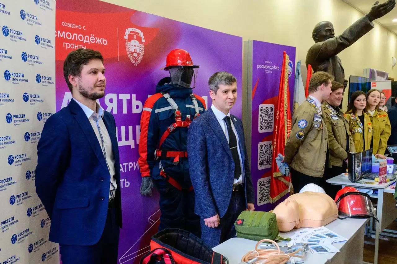 Сегодня, 17 февраля, Глава Марий Эл Юрий Зайцев поздравил молодежь с Днем российских студенческих отрядов