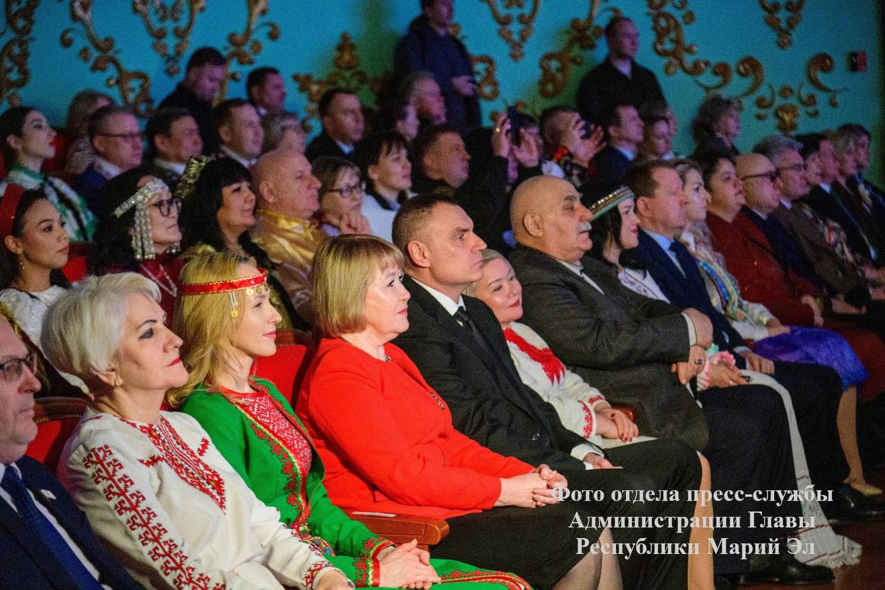 ГЛАВА РЕГИОНА ЮРИЙ ЗАЙЦЕВ ДАЛ СТАРТ ГОДУ ЕДИНСТВА НАРОДОВ РОССИИ В МАРИЙ ЭЛ ГЛАВА РЕГИОНА ЮРИЙ ЗАЙЦЕВ ДАЛ СТАРТ ГОДУ ЕДИНСТВА НАРОДОВ РОССИИ В МАРИЙ ЭЛ