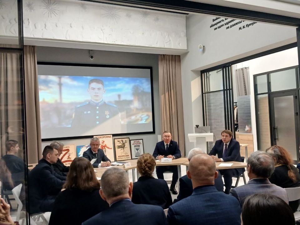 � ������-��� ������ ����������� ������ ������� ������������� ����� � ����������� ���������