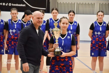 Баскетболисты Йошкар-Олы и Козьмодемьянска вышли в финал Поволжья ШБЛ "КЭС-Баскет"