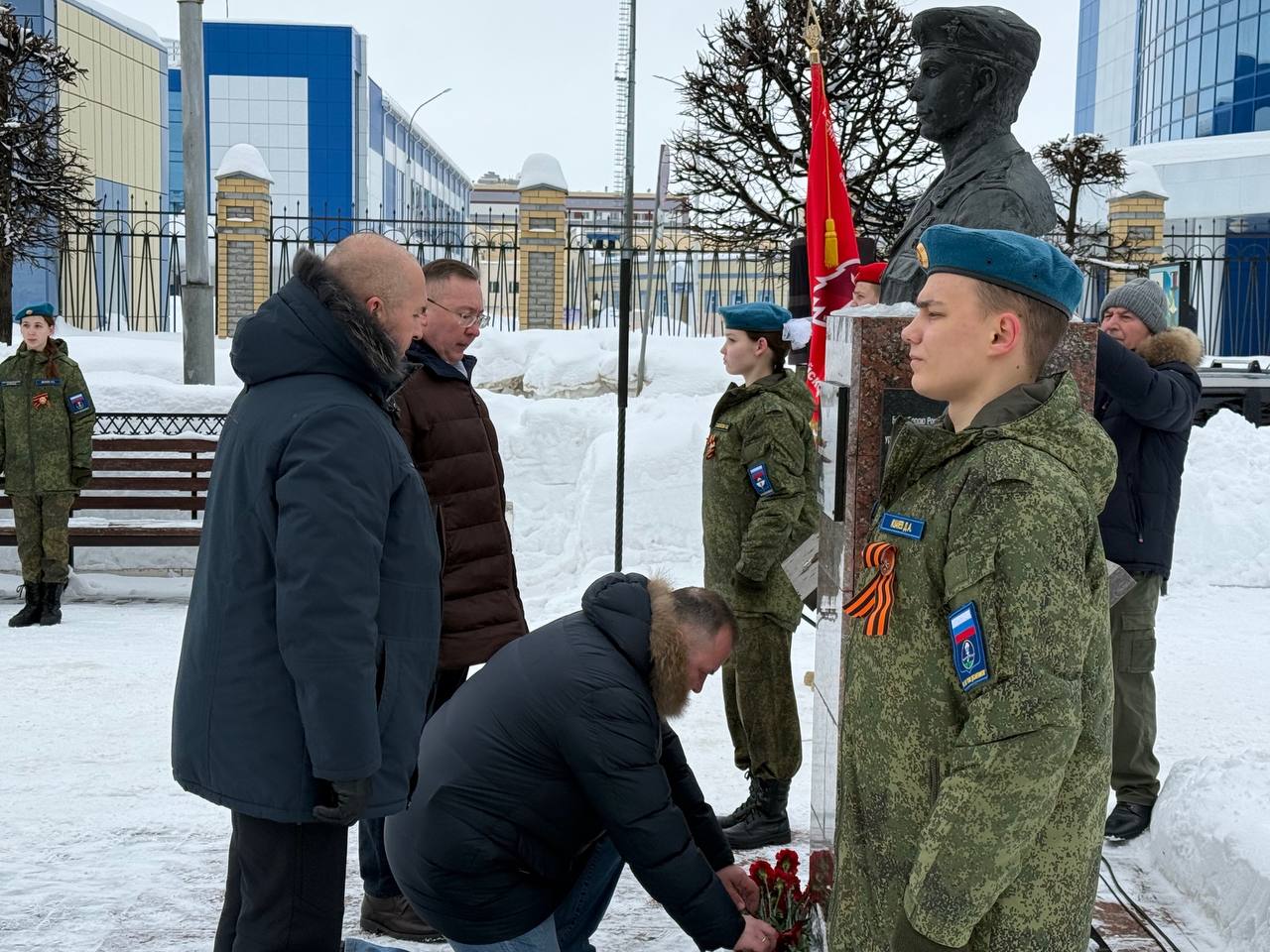 Память о подвиге 6-й роты живет в сердцах йошкаролинцев Память о подвиге 6-й роты живет в сердцах йошкаролинцев