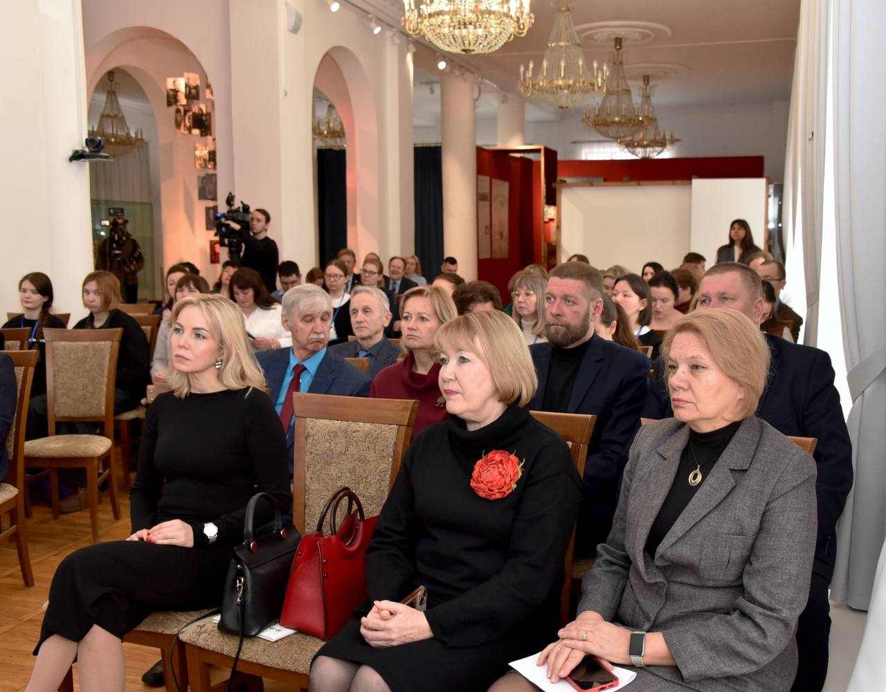 Сегодня в Йошкар-Оле на площадке Национального музея Республики Марий Эл им. Тимофея Евсеева начали работу XIX «Евсеевские чтения» Сегодня в Йошкар-Оле на площадке Национального музея Республики Марий Эл им. Тимофея Евсеева начали работу XIX «Евсеевские чтения»