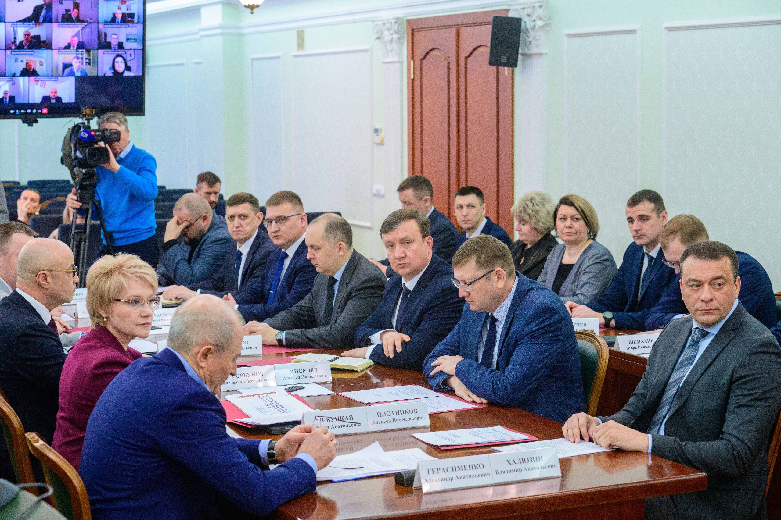 Юрий Зайцев: Провели первое в этом году заседание Правительства республики Юрий Зайцев: Провели первое в этом году заседание Правительства республики