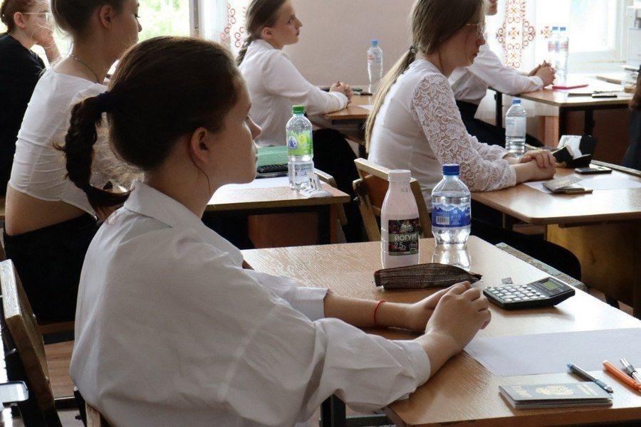 Школьники из Марий Эл по шести предметам ЕГЭ превысили среднероссийские показатели