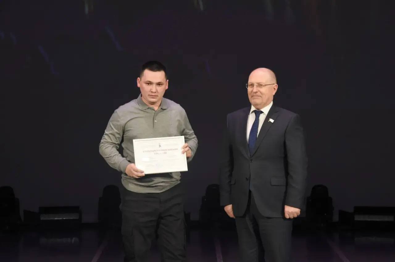 ГЛАВА МАРИЙ ЭЛ И ПРЕДСЕДАТЕЛЬ ГОССОБРАНИЯ ПОЗДРАВИЛИ РАБОТНИКОВ ЖКХ С ПРОФЕССИОНАЛЬНЫМ ПРАЗДНИКОМ ГЛАВА МАРИЙ ЭЛ И ПРЕДСЕДАТЕЛЬ ГОССОБРАНИЯ ПОЗДРАВИЛИ РАБОТНИКОВ ЖКХ С ПРОФЕССИОНАЛЬНЫМ ПРАЗДНИКОМ