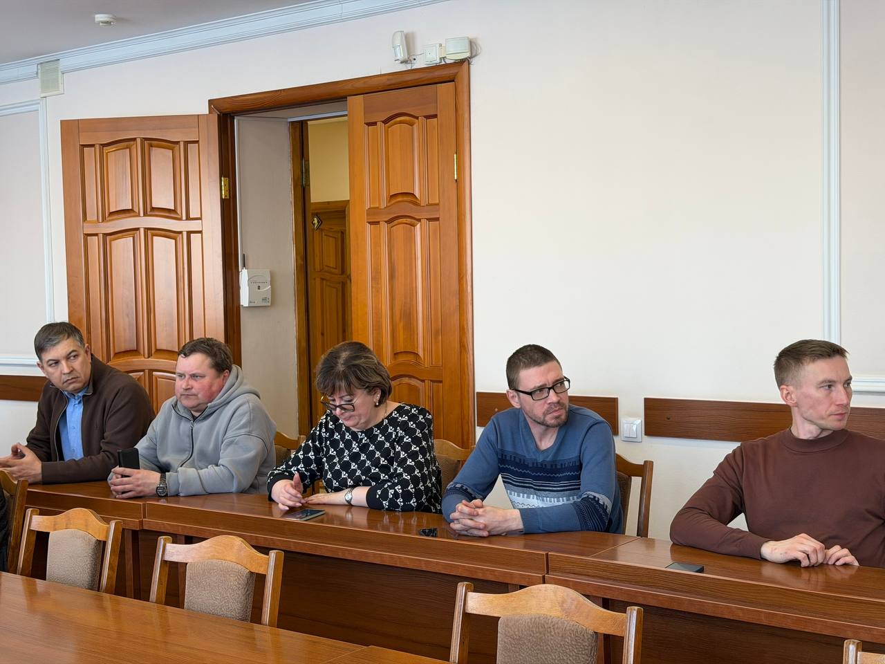 В мэрии прошло плановое рабочее совещание с представителями УК и ТСЖ В мэрии прошло плановое рабочее совещание с представителями УК и ТСЖ