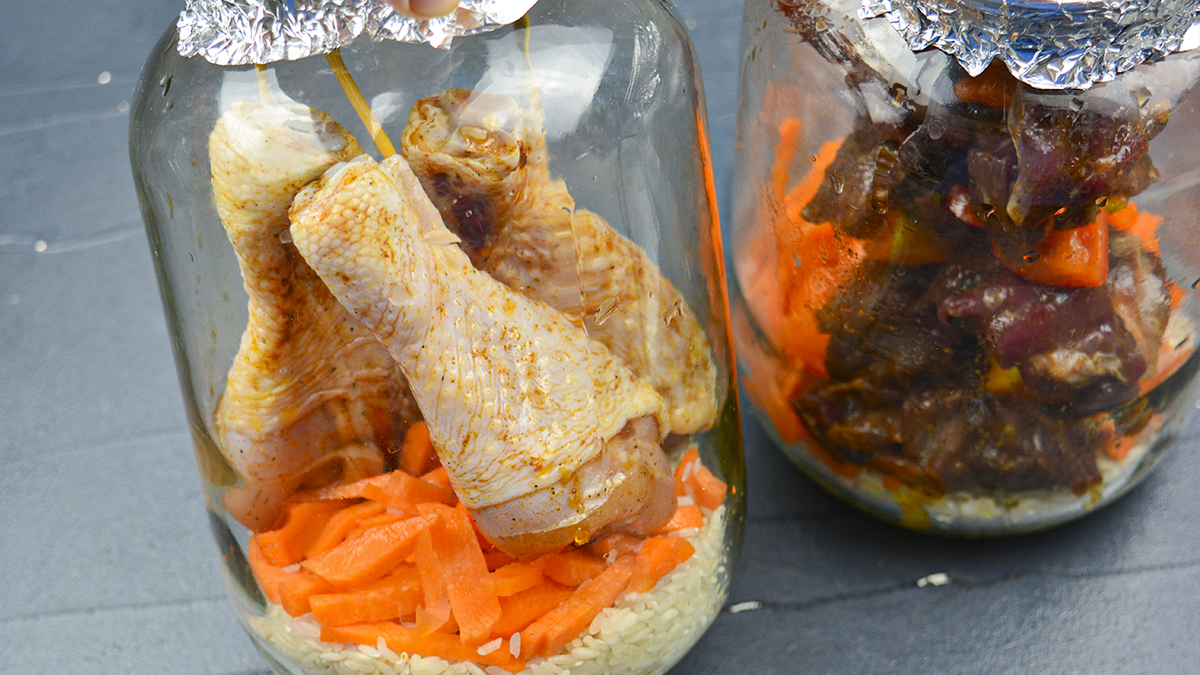 Уникальный шашлык в банке: просто и с гарниром