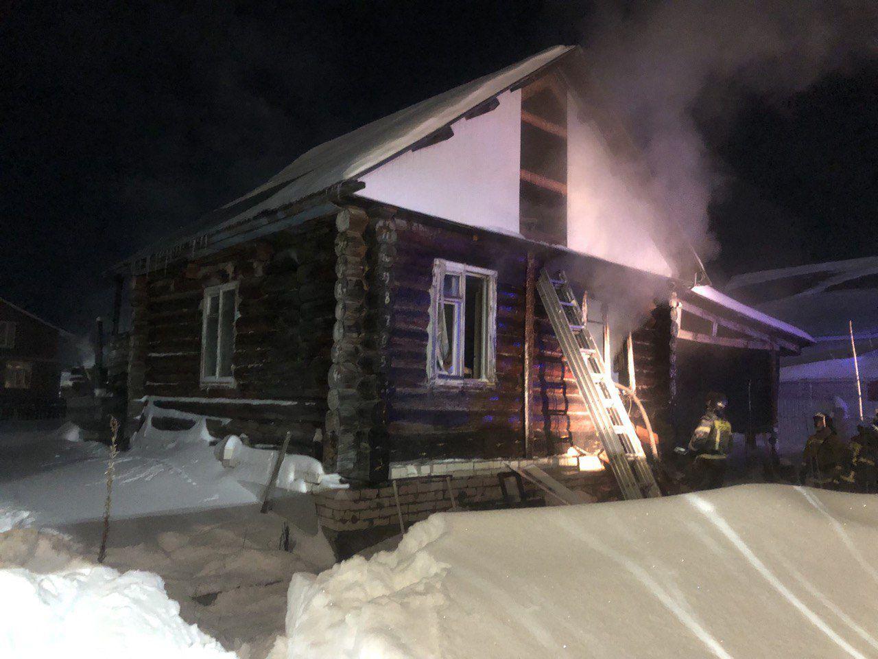 В минувшее воскресенье рано утром в Морках произошел пожар, на котором погиб один человек