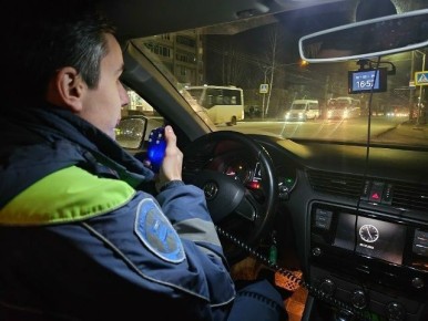В Йошкар-Оле автоинспекторы доставили в полицию несовершеннолетнего зацепера