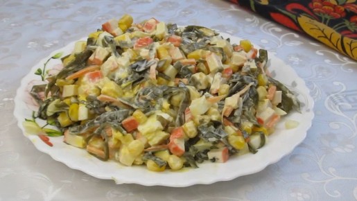 Необычный и вкусный салат с морской капустой: быстро и просто