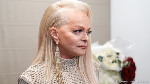 Лариса Долина снизила исковые требования о возмещении имущественного вреда до 114 млн рублей, сообщает корреспондент "Известий" из зала Балашахинского городского суда