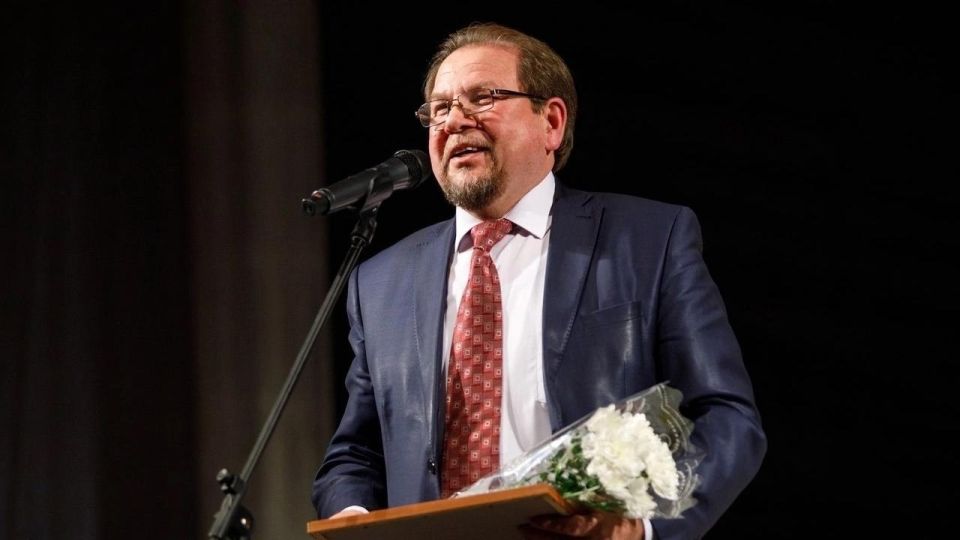 Олег Иркабаев покинул пост худрука Марийского ТЮЗа