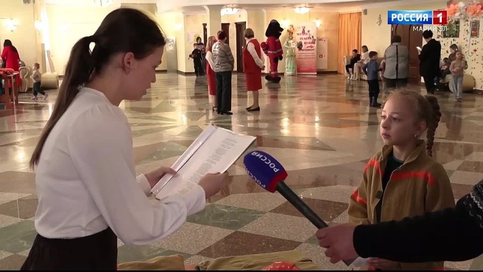 В период весенних каникул на сцене Республиканского театра кукол в городе Йошкар-Оле был поставлен спектакль “Кошкин дом”