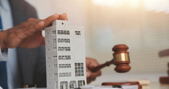 Кто проводит лицензионный контроль управляющих организаций: администрация или ГЖИ?