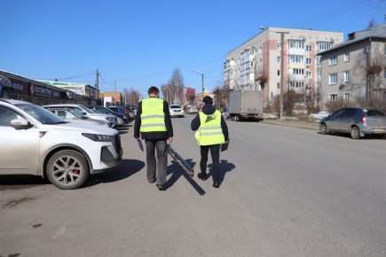 В Марий Эл осматривают гарантийные дороги на наличие дефектов