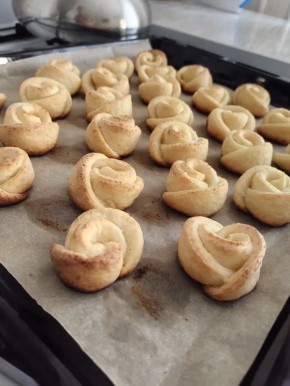 Творожные закуски: печенье «Розочки» без яиц, которые покорят ваше сердце