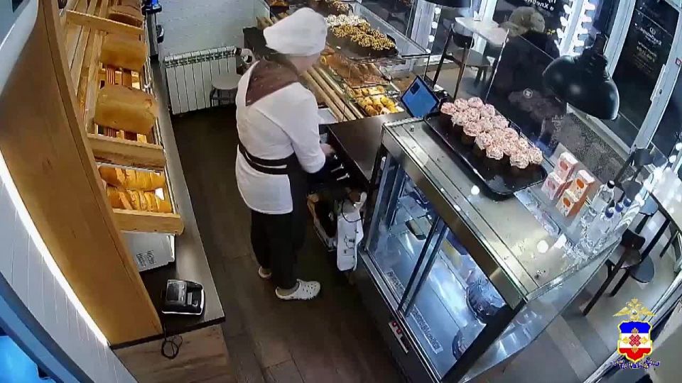 В Йошкар-Оле мужчина устроил вооруженный налет на пекарню на Ленинском проспекте