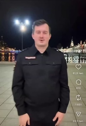 МВД Марий Эл проводит проверку из-за роликов экс-полицейского с танцами в форме