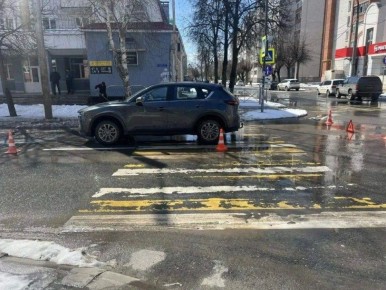 ������� ���� � ������-��� �� ����� ������������ �������� �������� Mazda ���� 89-������ �������, ������������ ������ �� ��������������� ����������� ��������