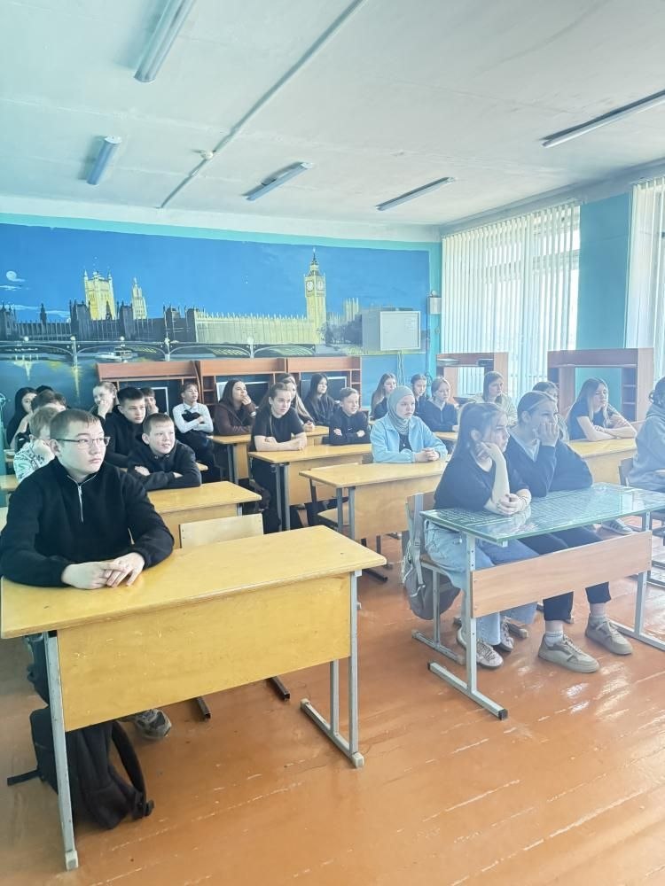 Сотрудники Госавтоинспекции провели краш-курс «Дорога ошибок не прощает» для старшеклассников Волжского муниципального округа Сотрудники Госавтоинспекции провели краш-курс «Дорога ошибок не прощает» для старшеклассников Волжского муниципального округа