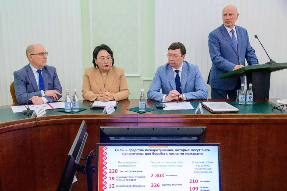 На закупку противопожарной техники и оборудования в Марий Эл направят более 5,7 миллиона рублей На закупку противопожарной техники и оборудования в Марий Эл направят более 5,7 миллиона рублей