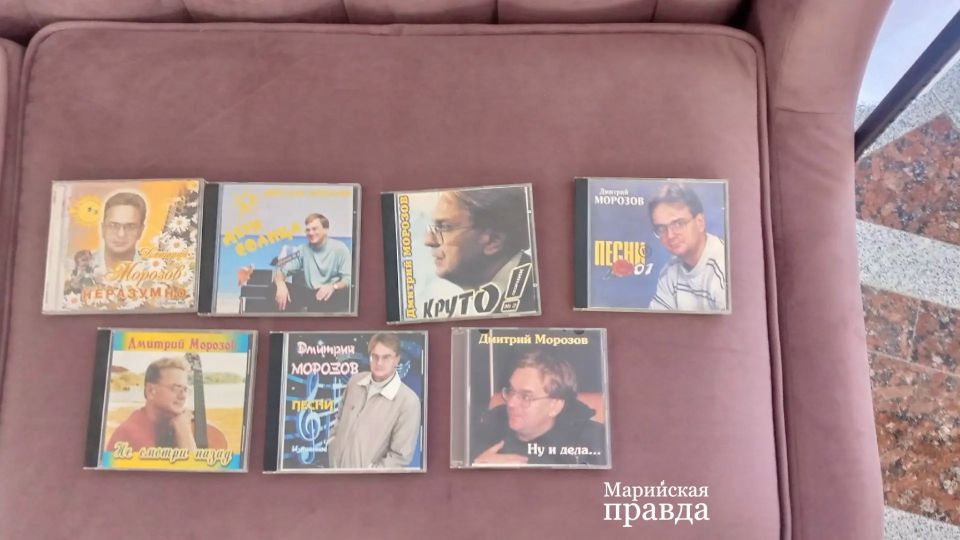 В Йошкар-Оле бывший оперный тенор сочиняет песни в трех октавах и десятке жанров В Йошкар-Оле бывший оперный тенор сочиняет песни в трех октавах и десятке жанров