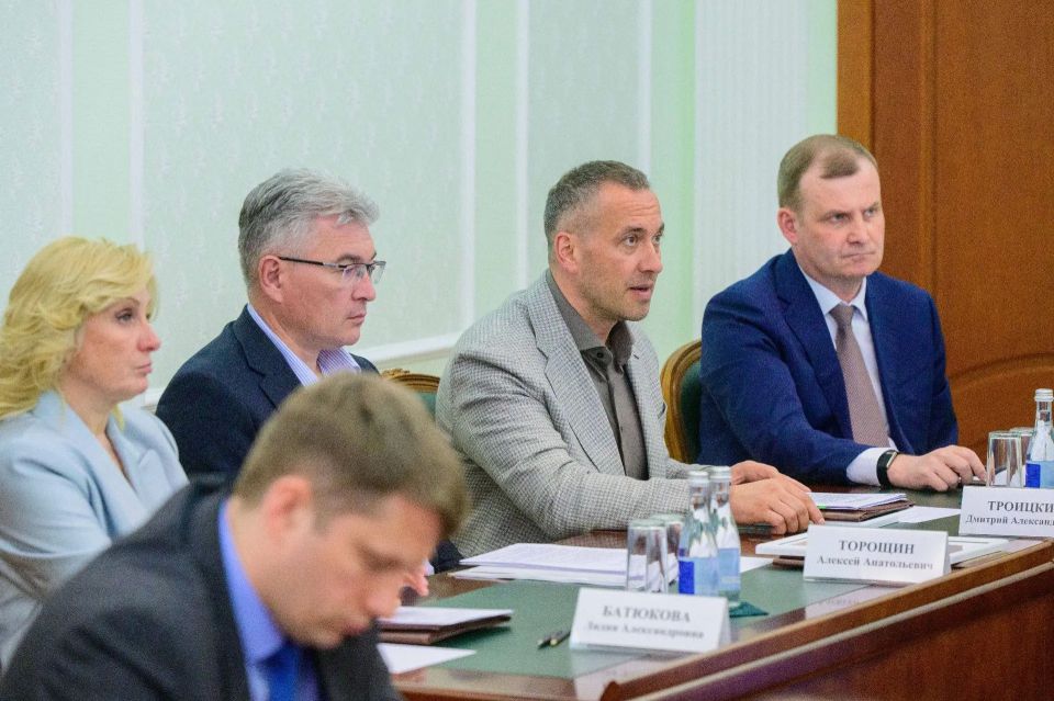 Юрий Зайцев: Два важных вопроса обсудили на заседании Правительства: защита трудовых прав граждан и обеспечение ветеринарного благополучия в республике Юрий Зайцев: Два важных вопроса обсудили на заседании Правительства: защита трудовых прав граждан и обеспечение ветеринарного благополучия в республике