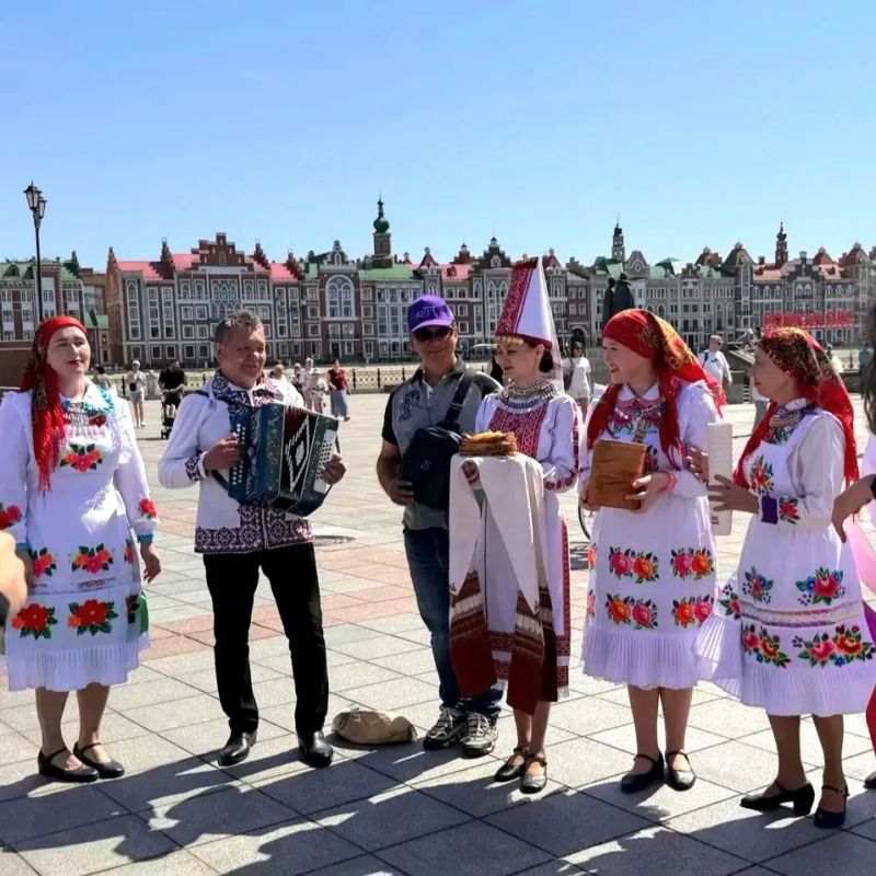 Вчера, 17 мая, в Марий Эл прибыла делегация представителей туристической индустрии Юго-Восточной Азии Вчера, 17 мая, в Марий Эл прибыла делегация представителей туристической индустрии Юго-Восточной Азии