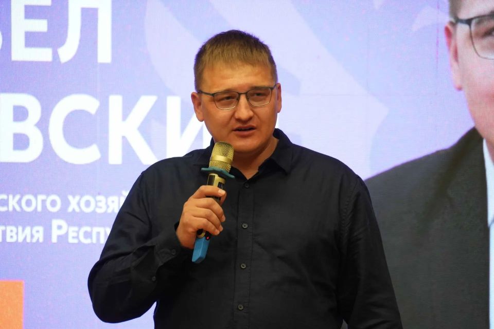 Более 100 человек вновь собрались в Центре военно-патриотического воспитания молодежи «Авангард» на форуме молодых государственных и муниципальных служащих «Госстарт 2026» Более 100 человек вновь собрались в Центре военно-патриотического воспитания молодежи «Авангард» на форуме молодых государственных и муниципальных служащих «Госстарт 2026»