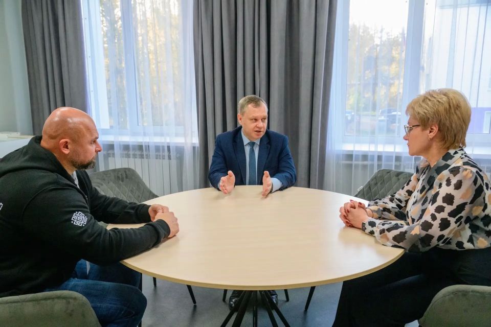 Участник кадровой программы «Герои Марий Эл. Талешке-влак» Андрей Черепанов назначен на должность заместителя министра спорта Марий Эл Участник кадровой программы «Герои Марий Эл. Талешке-влак» Андрей Черепанов назначен на должность заместителя министра спорта Марий Эл