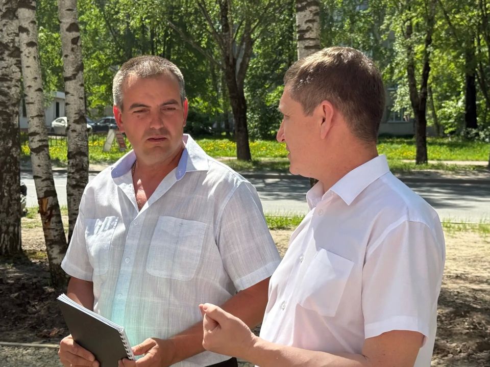 Пешеходная зона по нечётной стороне ул. Строителей от дома 3 до ул. Прохорова обретает новые очертания Пешеходная зона по нечётной стороне ул. Строителей от дома 3 до ул. Прохорова обретает новые очертания