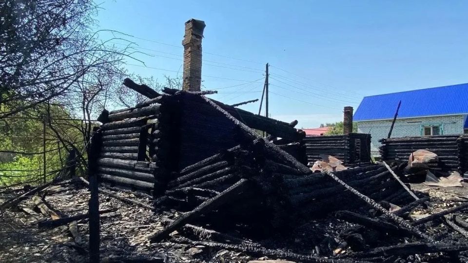 В Звениговском районе сгорело частное хозяйство, в котором долго не появлялись хозяева