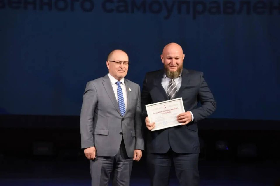 Михаил Васютин: «Местное самоуправление – фундамент всей системы государственного управления» Михаил Васютин: «Местное самоуправление – фундамент всей системы государственного управления»
