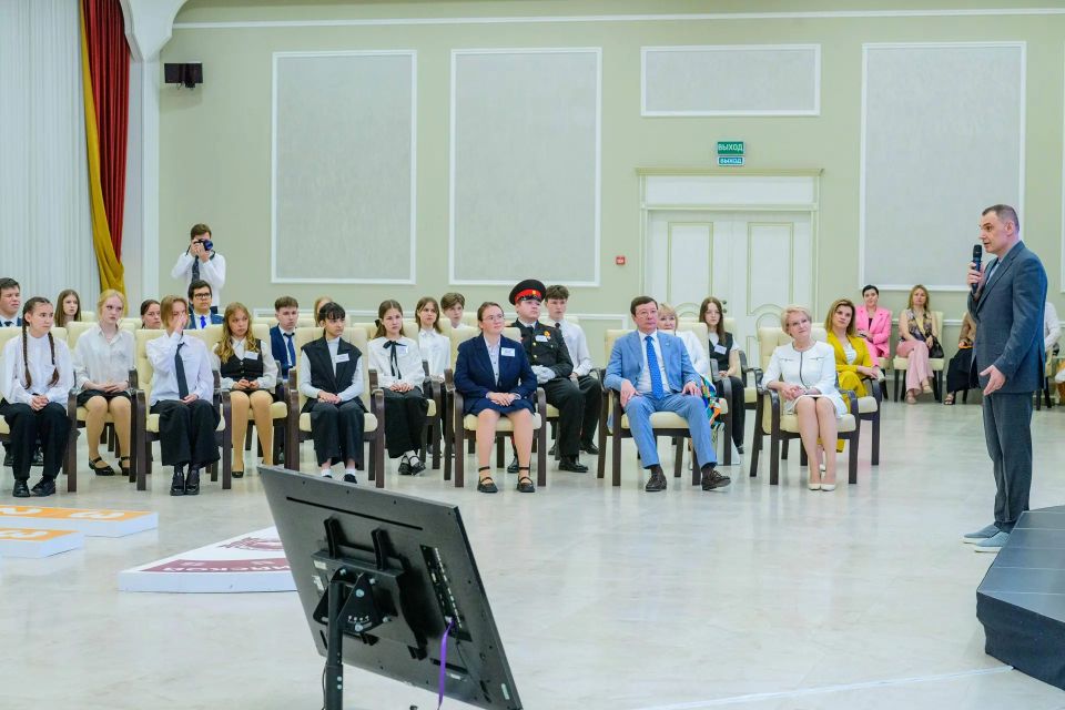 Марий Эл стала 45-м регионом России, вошедшим в легендарное интеллектуальное движение «Умницы и умники» Марий Эл стала 45-м регионом России, вошедшим в легендарное интеллектуальное движение «Умницы и умники»