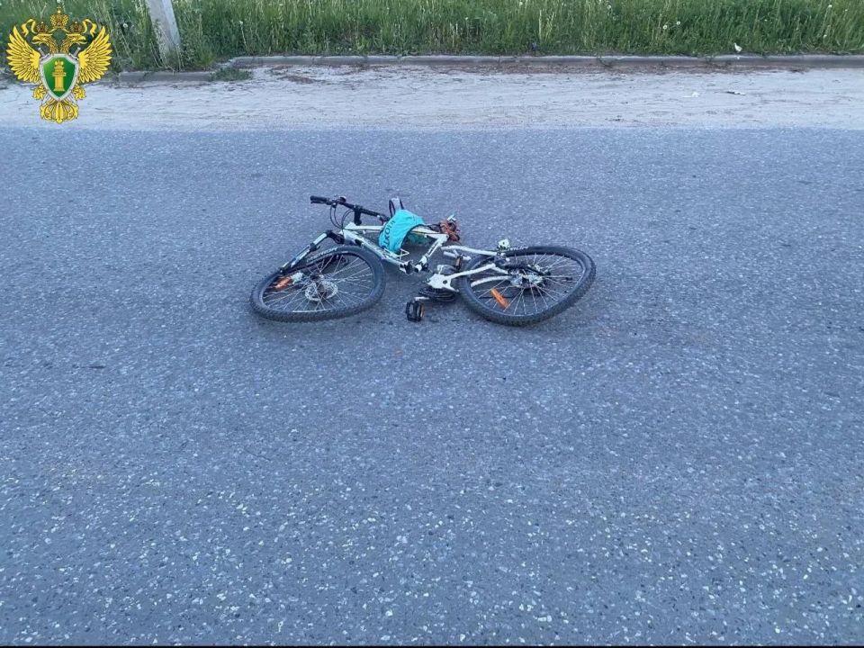 В Йошкар-Оле водитель грузовика насмерть сбил велосипедиста В Йошкар-Оле водитель грузовика насмерть сбил велосипедиста