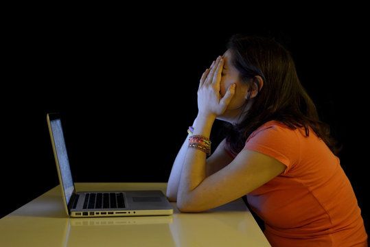 Цифровая зависимость: как интернет становится нашим хозяином