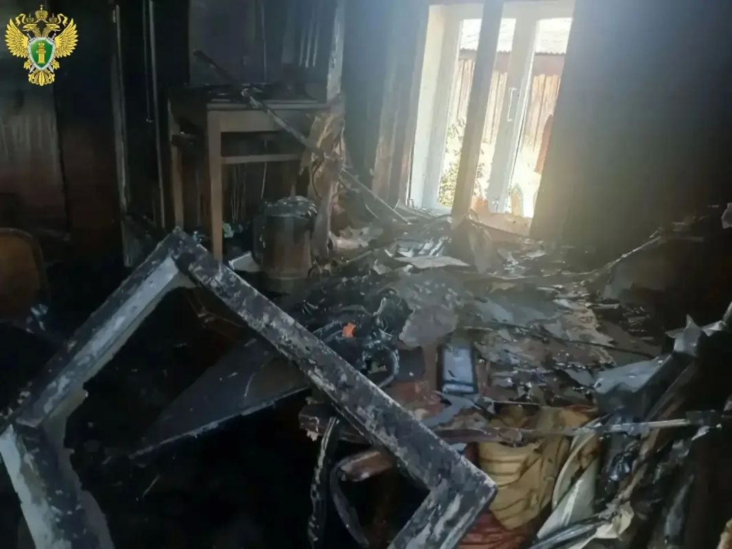 По данным региональной прокуратуры, пожар произошел около 00 часов 5 июля По данным региональной прокуратуры, пожар произошел около 00 часов 5 июля