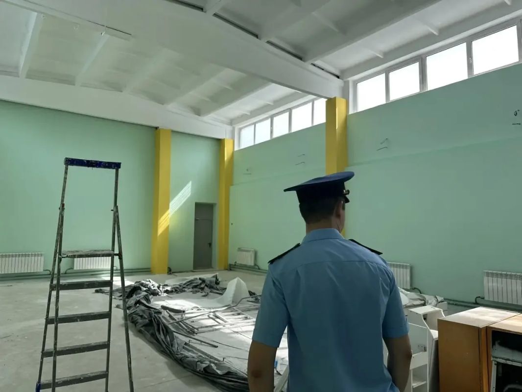 Прокуратура держит на контроле ход капитального ремонта школы в Помарах
