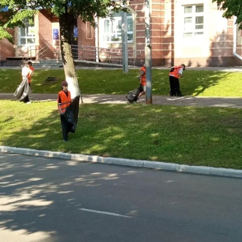 Лето — время не только отдыха, но и труда! Лето — время не только отдыха, но и труда!