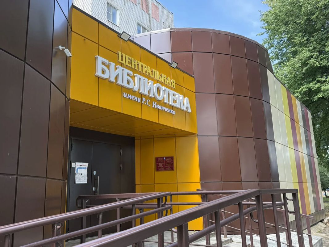 Антон Трудинов: Новая библиотека на ул. Прохорова: современный подарок городу! Антон Трудинов: Новая библиотека на ул. Прохорова: современный подарок городу!